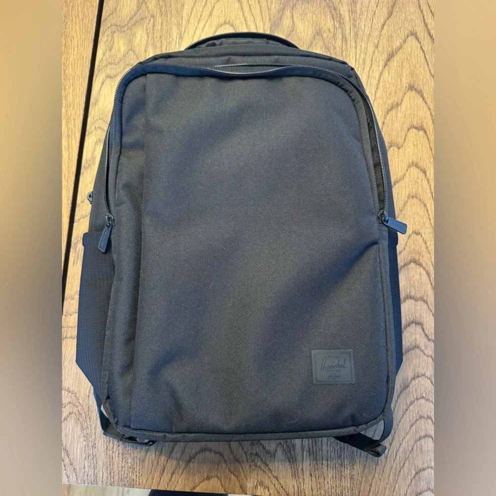 Herschel Supply Company Black Kaslo Tech Daypack - Picture 5 of 5